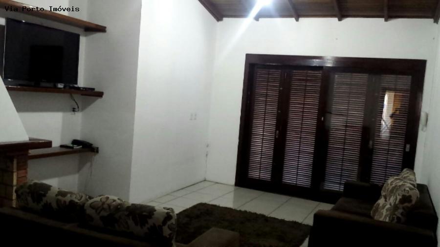 Casa à venda com 3 quartos, 250m² - Foto 1