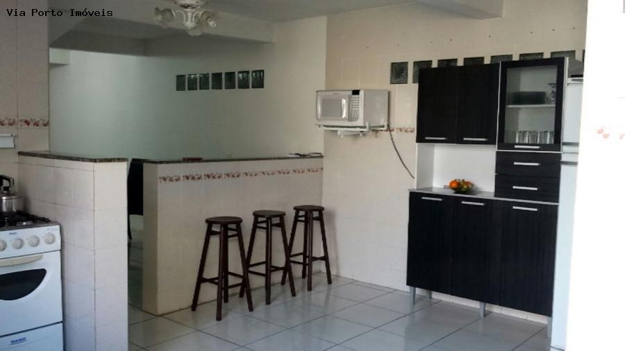 Casa à venda com 3 quartos, 250m² - Foto 3