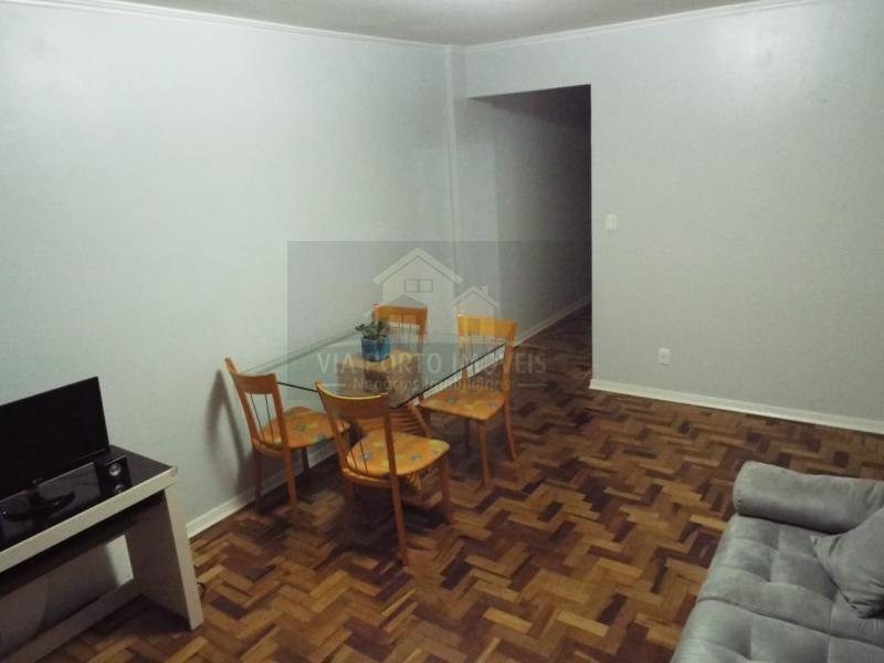 Apartamento à venda com 2 quartos, 70m² - Foto 2