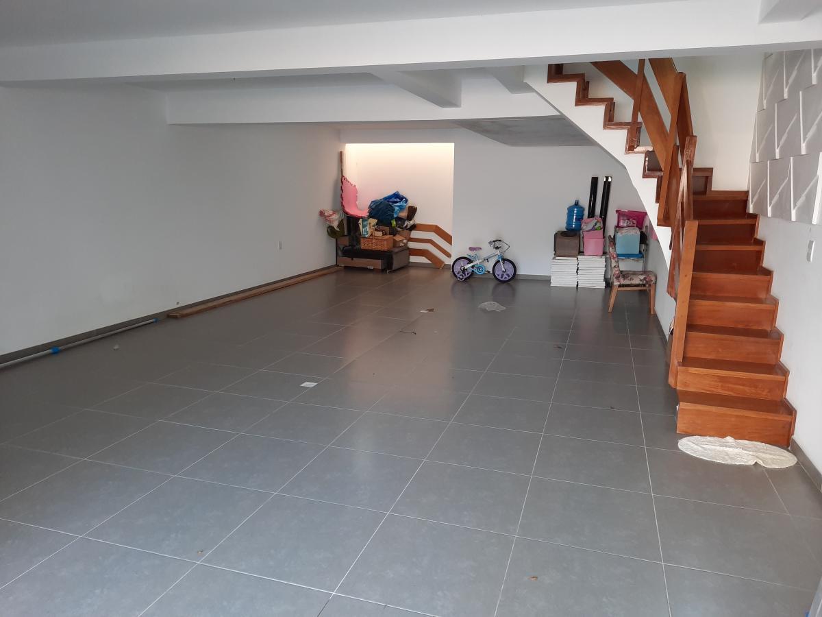 Sobrado à venda com 3 quartos, 210m² - Foto 22