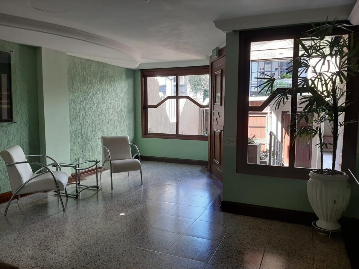 Apartamento à venda com 3 quartos, 197m² - Foto 3