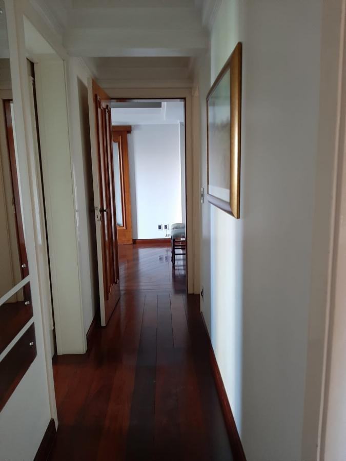 Apartamento à venda com 3 quartos, 197m² - Foto 11