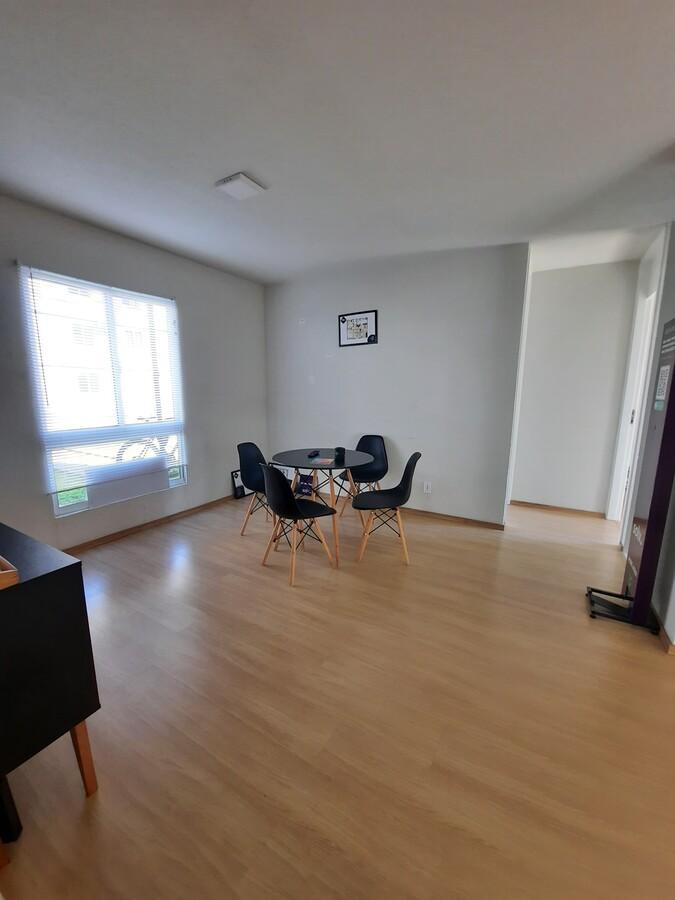 Apartamento à venda com 2 quartos, 42m² - Foto 2