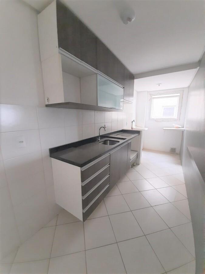 Apartamento à venda com 2 quartos, 56m² - Foto 3