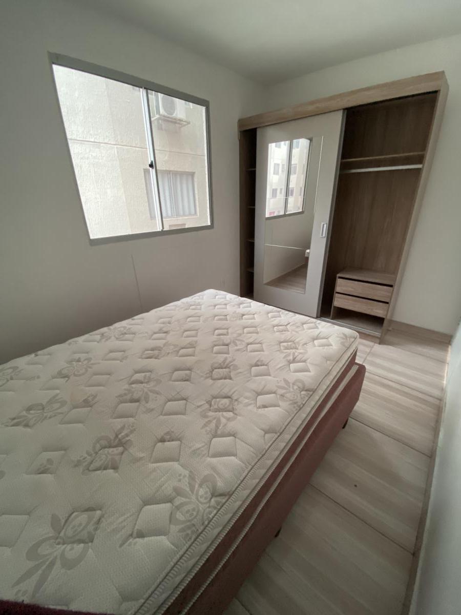 Apartamento à venda com 2 quartos, 42m² - Foto 2