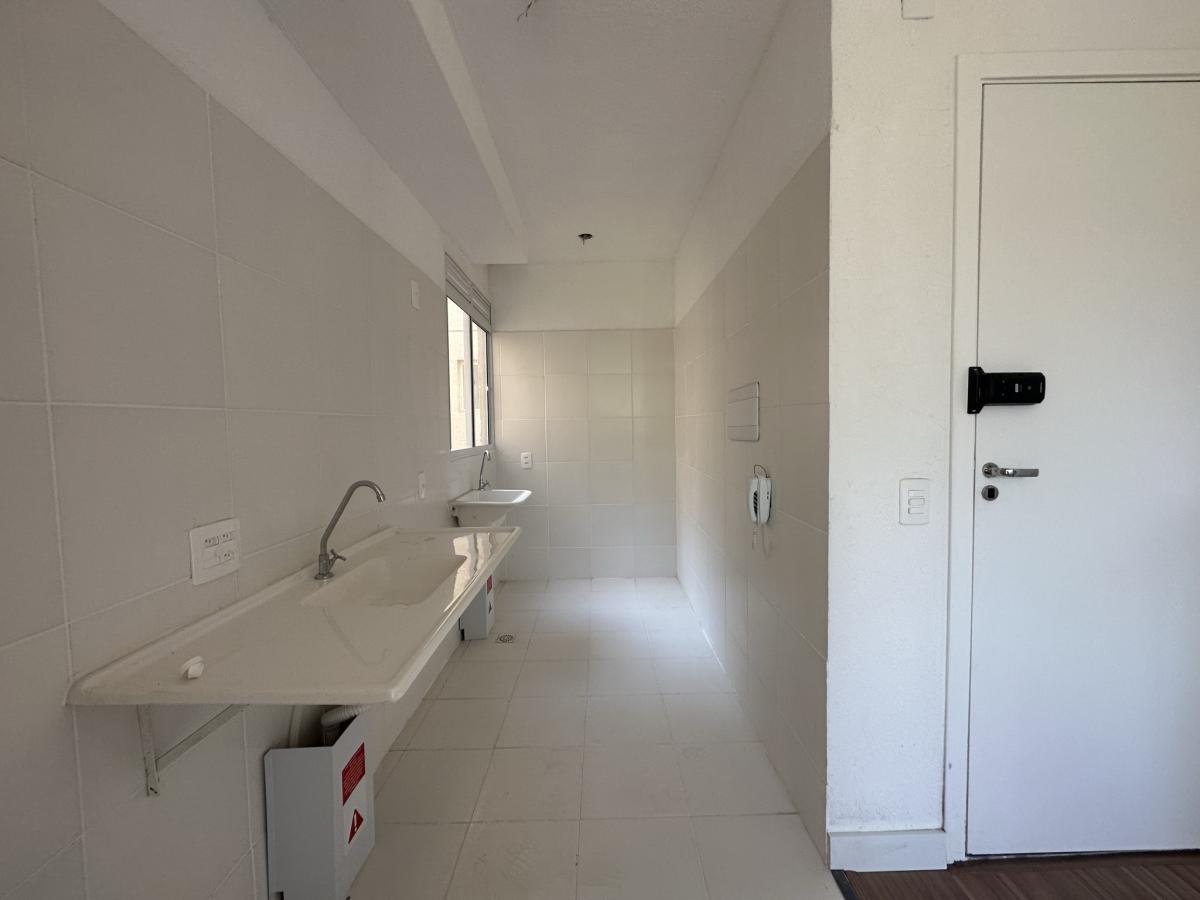 Apartamento à venda com 2 quartos, 43m² - Foto 7