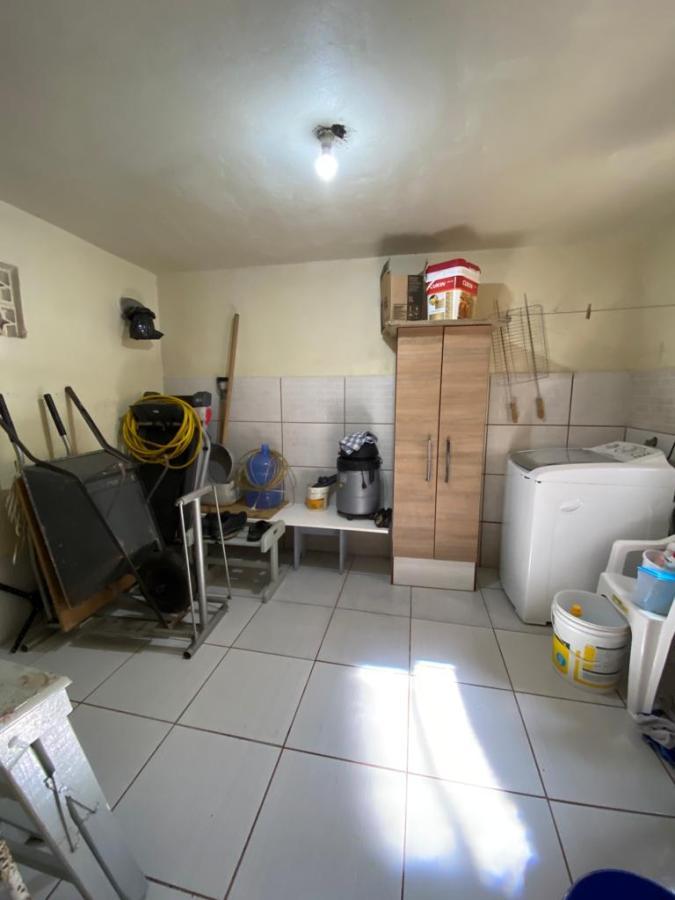 Casa à venda com 3 quartos, 198m² - Foto 8