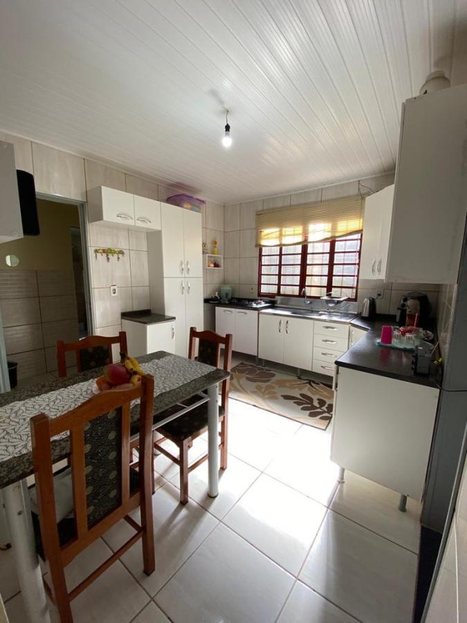 Casa à venda com 3 quartos, 198m² - Foto 9