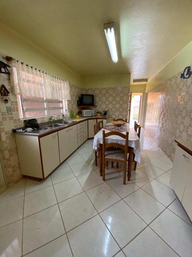 Casa à venda com 4 quartos, 300m² - Foto 10