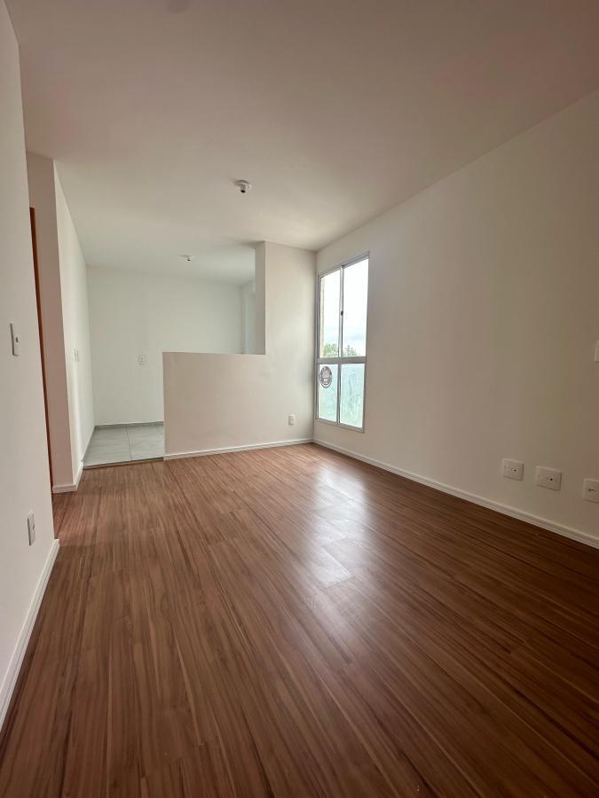 Apartamento à venda com 2 quartos, 45m² - Foto 1