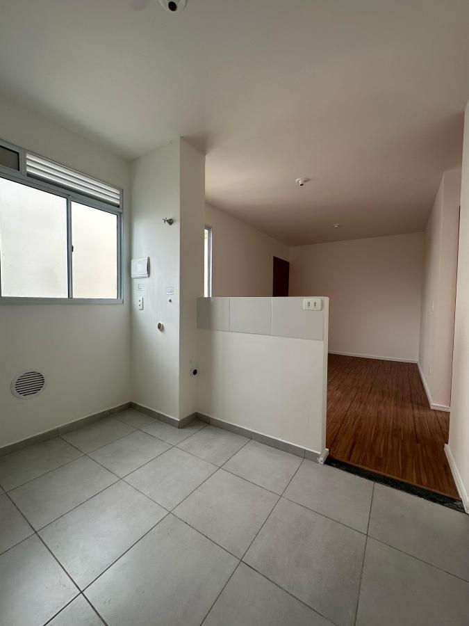 Apartamento à venda com 2 quartos, 45m² - Foto 3